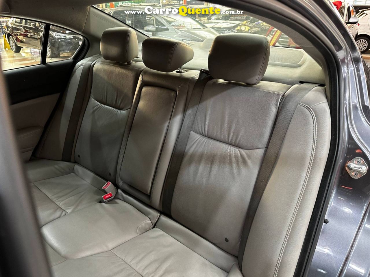 HONDA CIVIC 2.0 LXR 16V 2015 - Loja