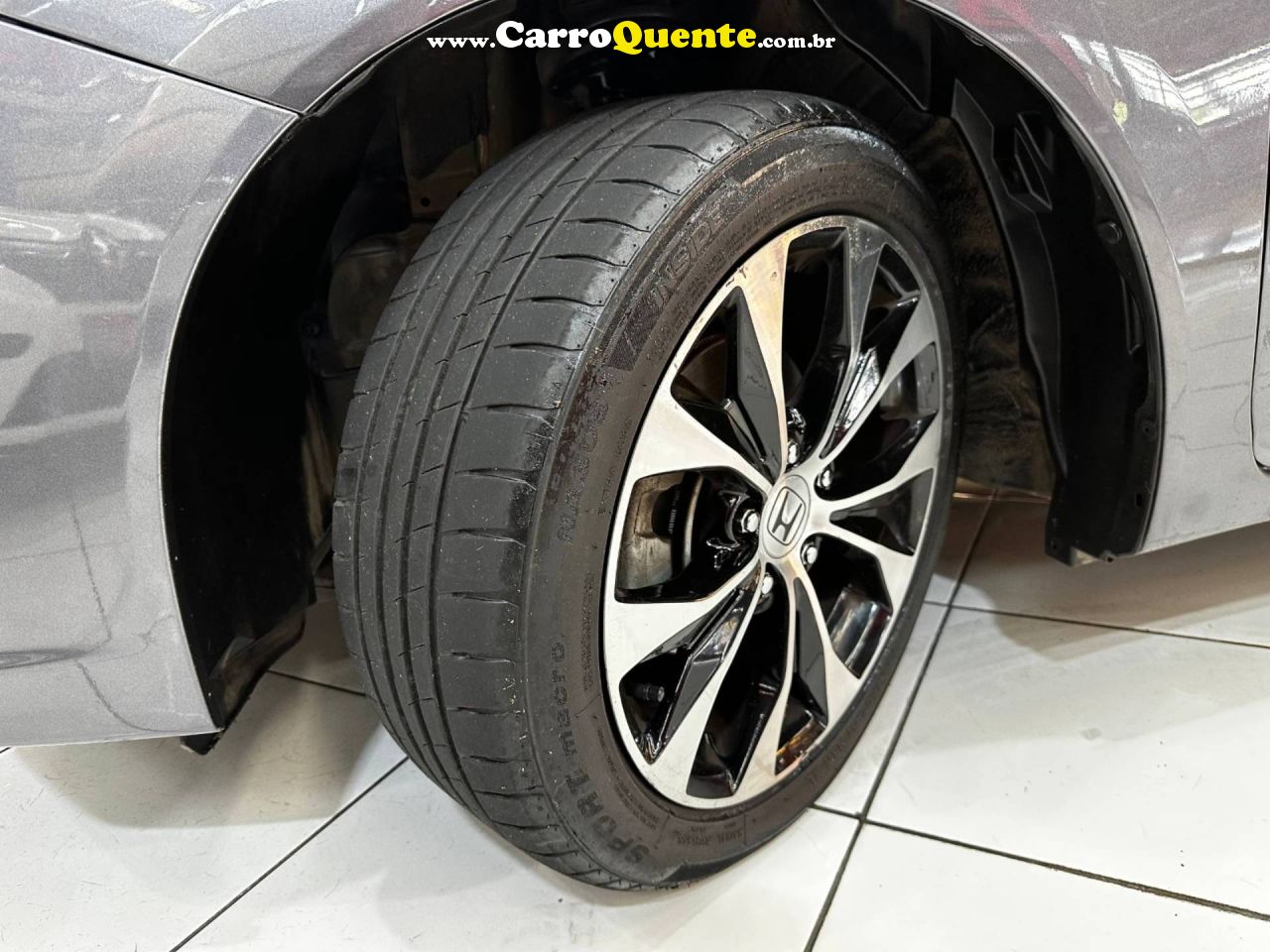 HONDA CIVIC 2.0 LXR 16V 2015 - Loja
