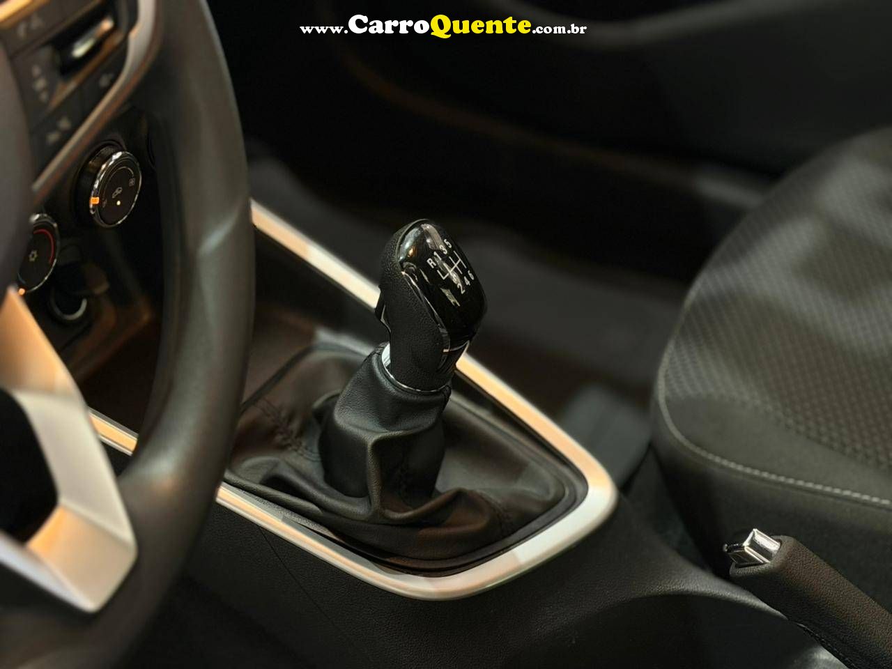 CHEVROLET ONIX 1.0 PLUS LT 2023 - Loja