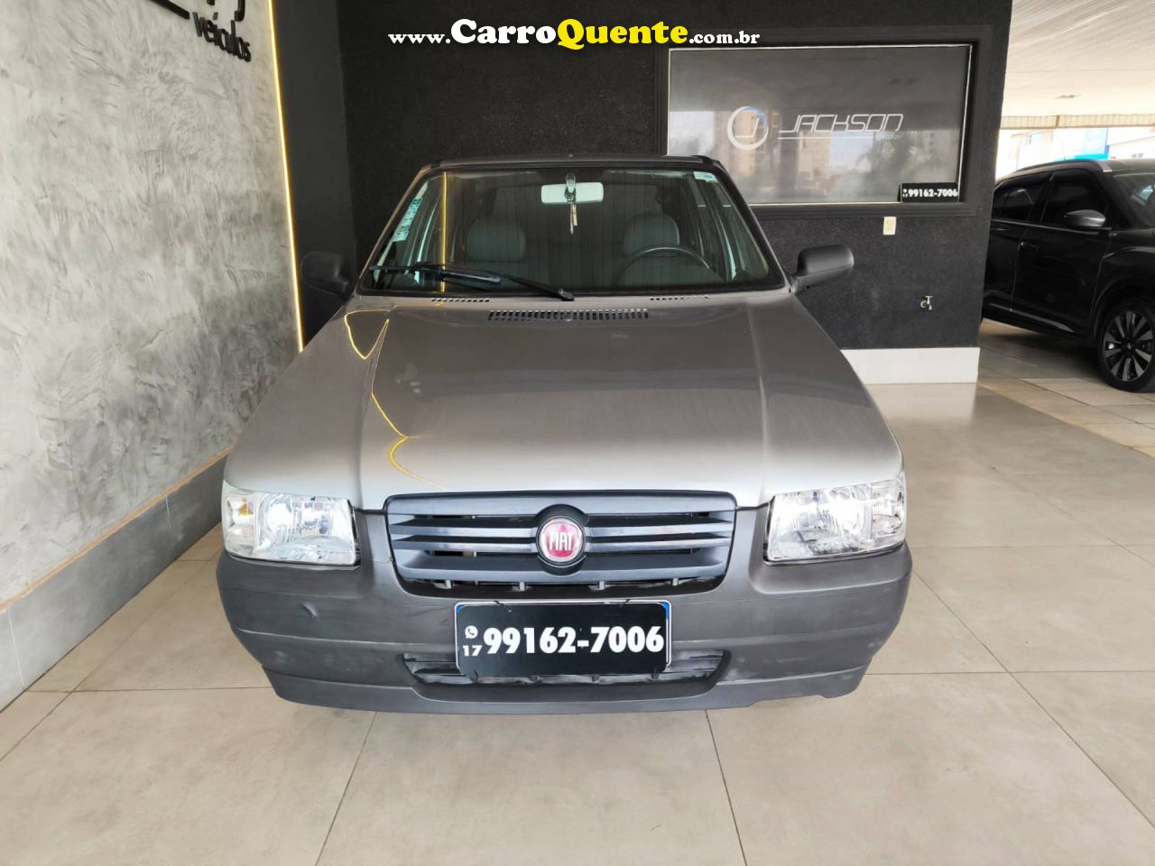 FIAT UNO 1.0 MPI MILLE WAY ECONOMY 8V 2012/2013 - Loja