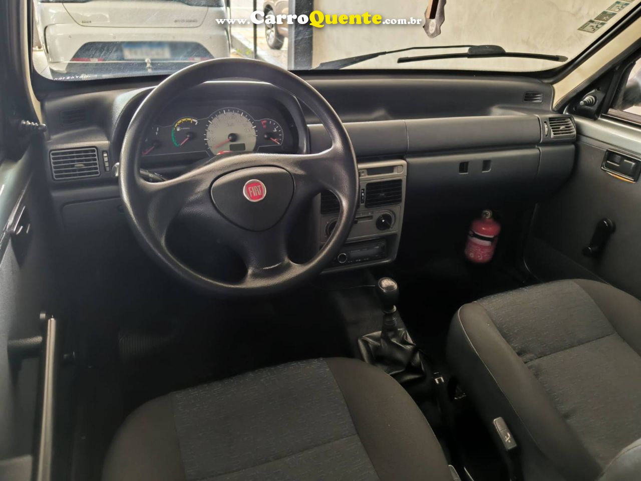 FIAT UNO 1.0 MPI MILLE WAY ECONOMY 8V 2012/2013 - Loja
