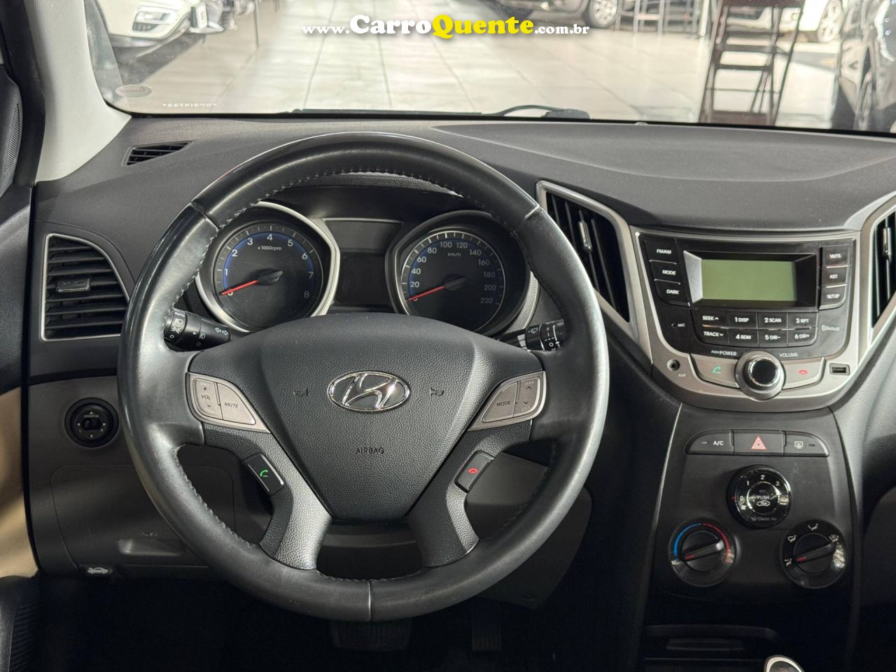 HYUNDAI HB20S 1.6 PREMIUM 16V 2014 - Loja