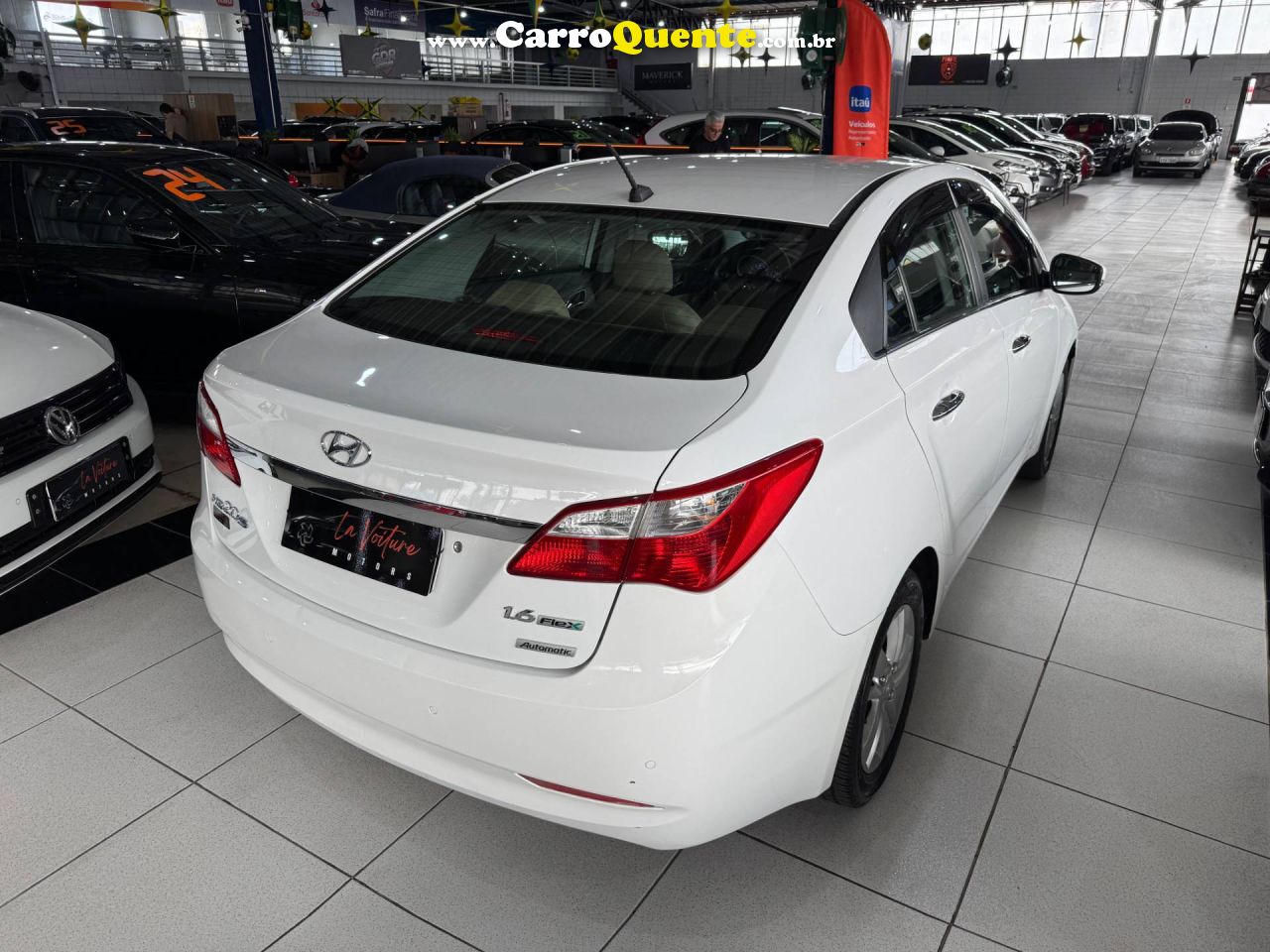 HYUNDAI HB20S 1.6 PREMIUM 16V 2014 - Loja