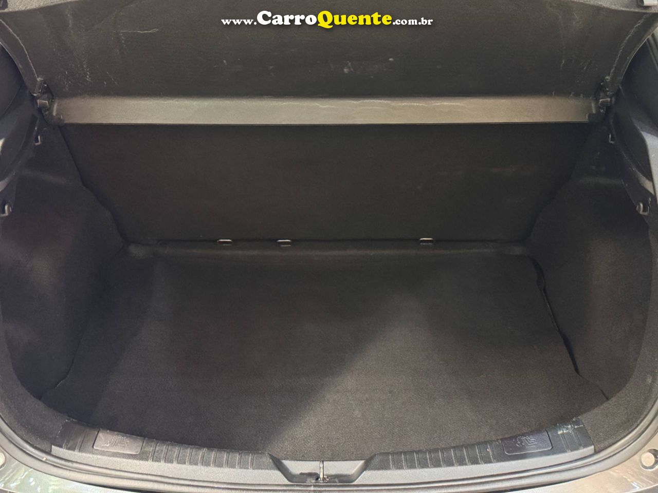 TOYOTA YARIS 1.3 16V XL LIVE MULTIDRIVE 2022 - Loja