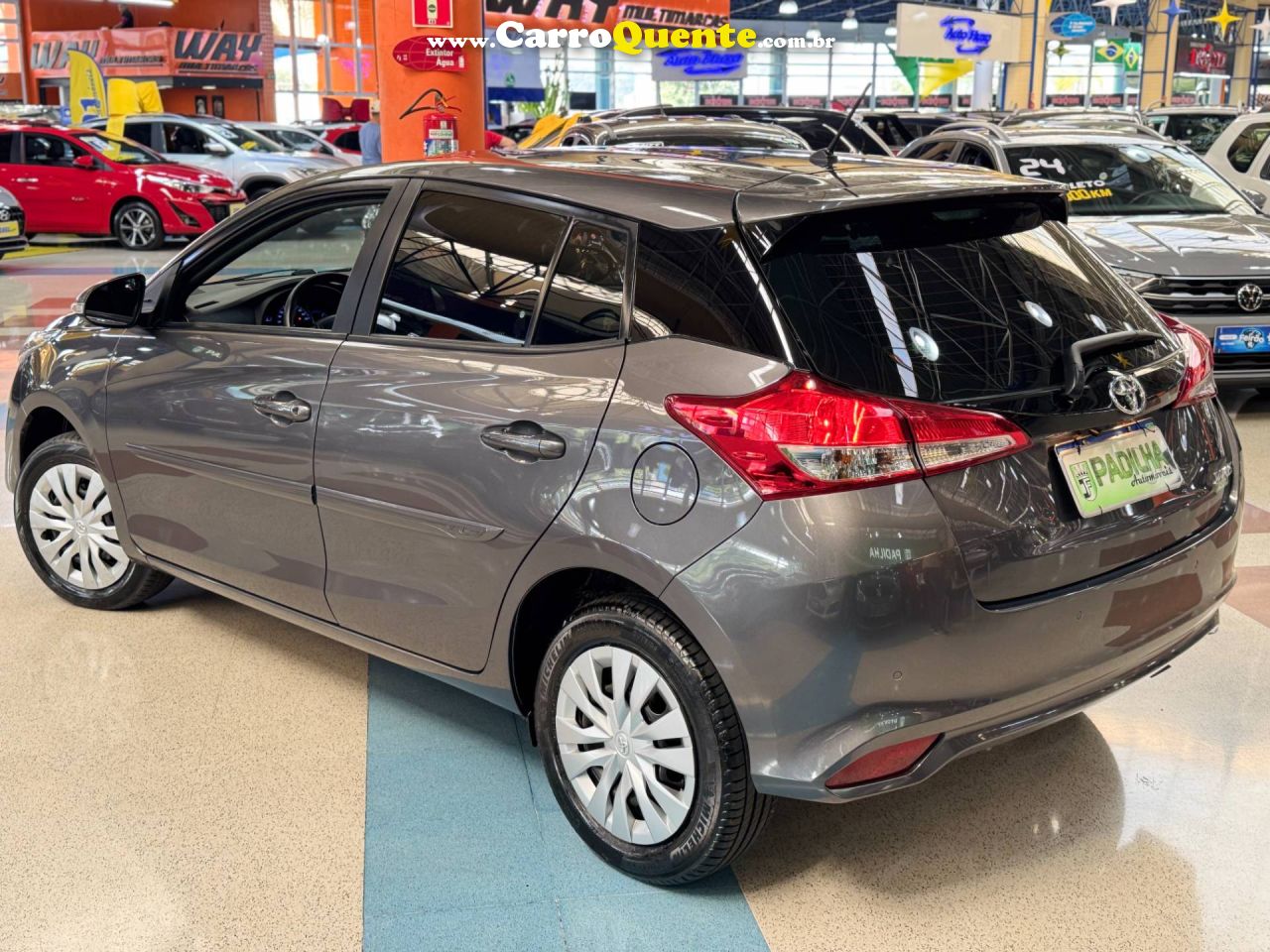 TOYOTA YARIS 1.3 16V XL LIVE MULTIDRIVE 2022 - Loja