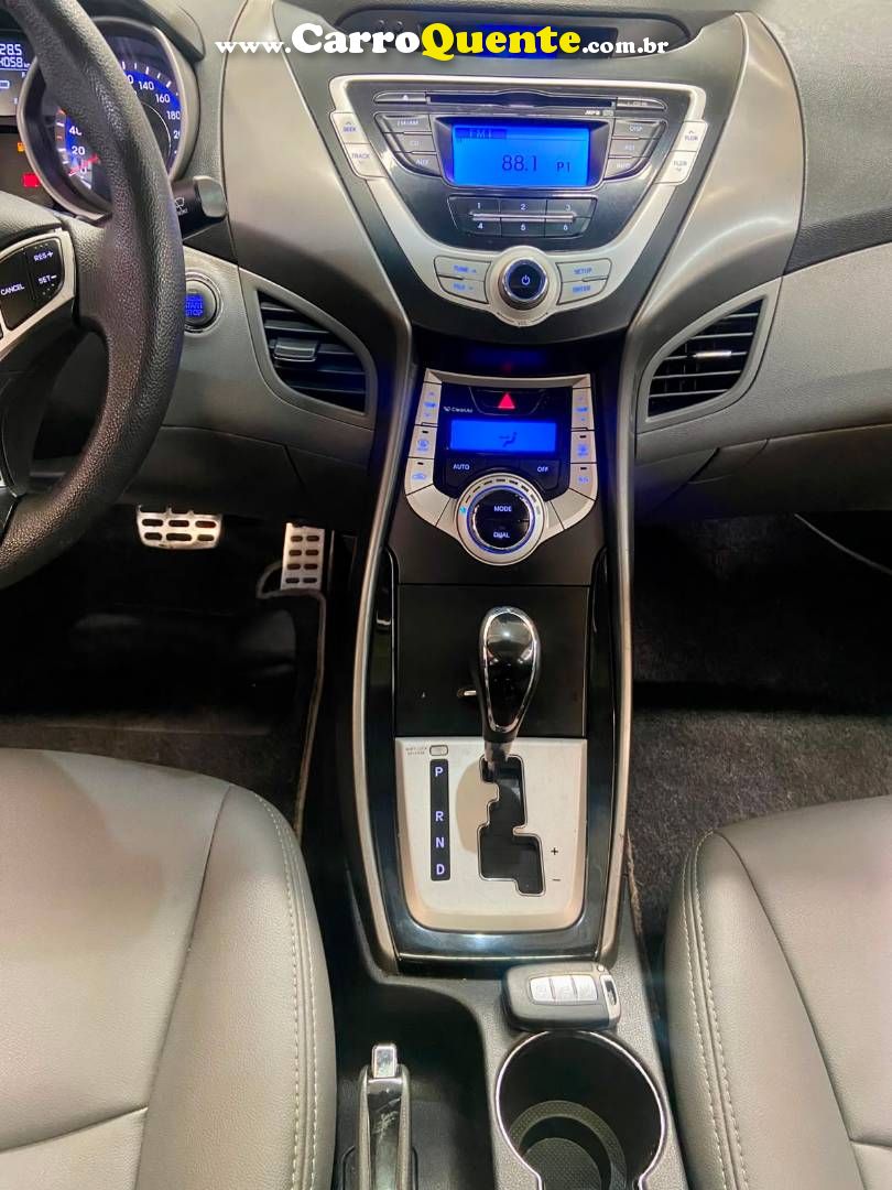 HYUNDAI ELANTRA 1.8 GLS 16V 2012 - Loja