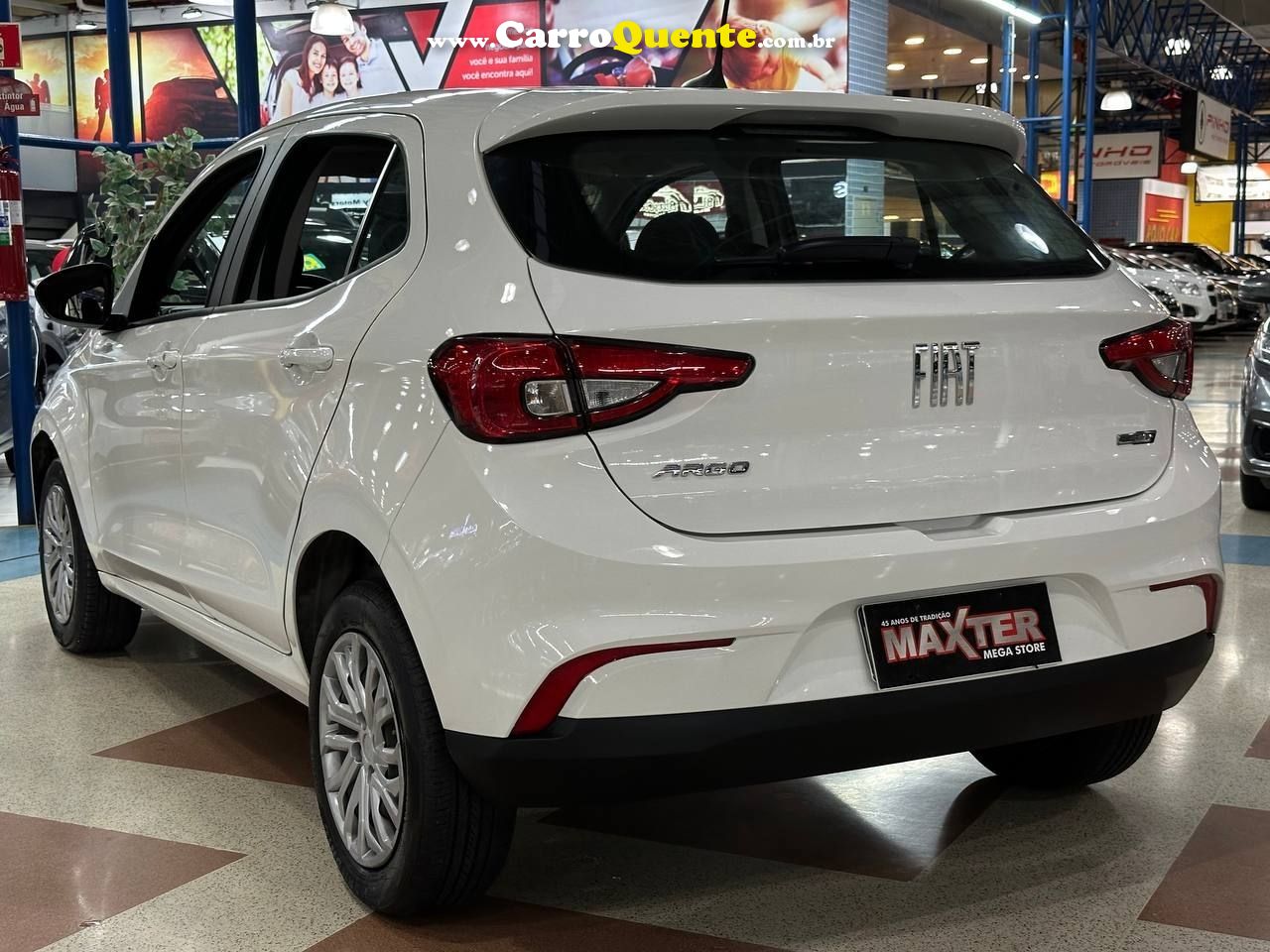 FIAT ARGO 1.0 FIREFLY DRIVE 2024 - Loja
