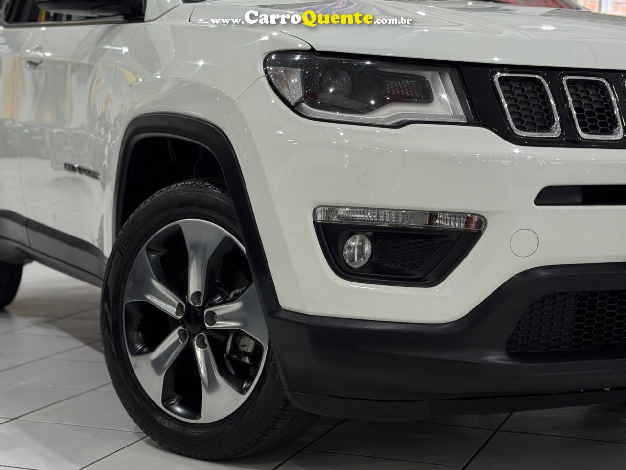 JEEP COMPASS 2.0 16V LONGITUDE 2018 - Loja