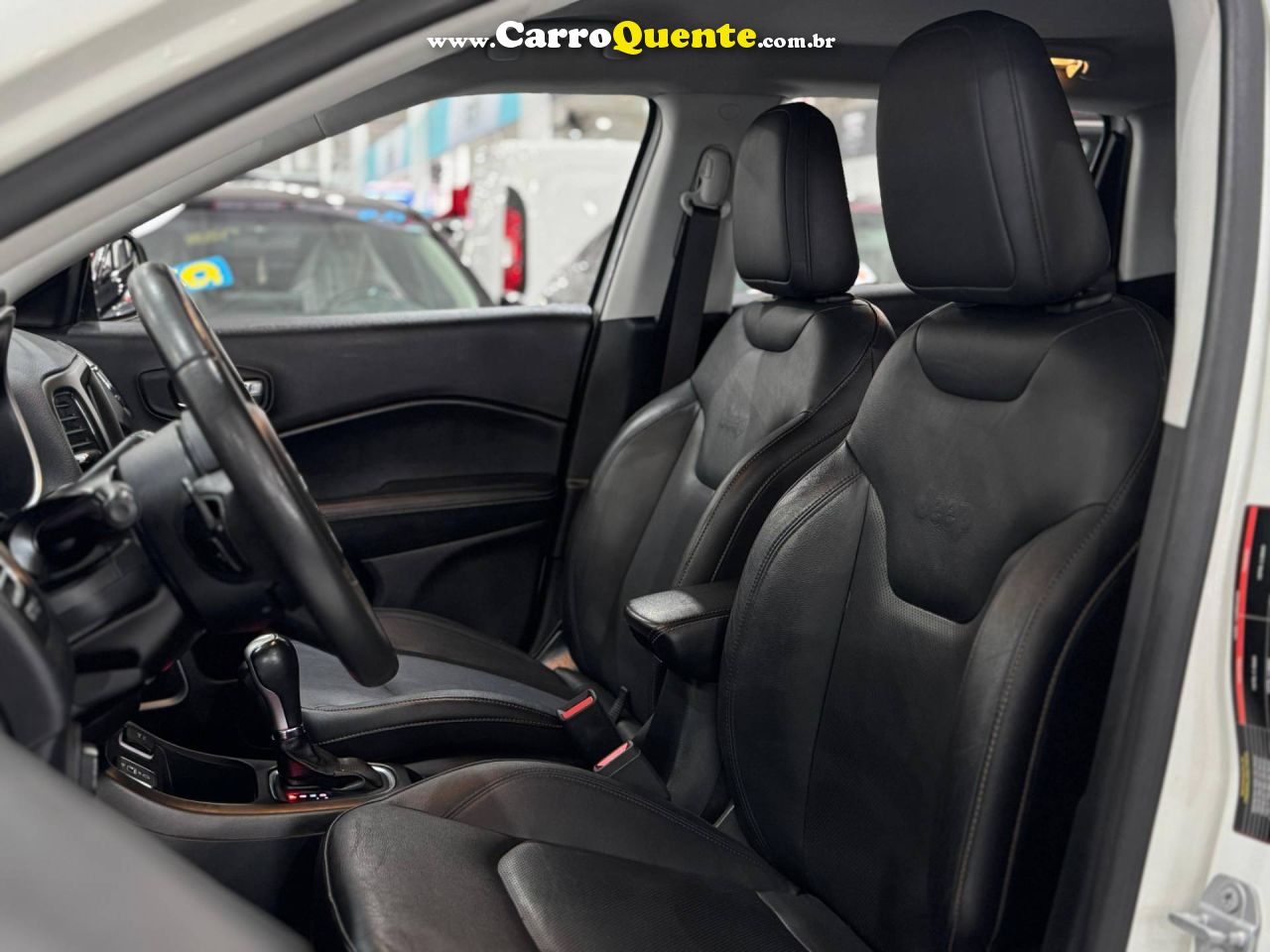 JEEP COMPASS 2.0 16V LONGITUDE 2018 - Loja