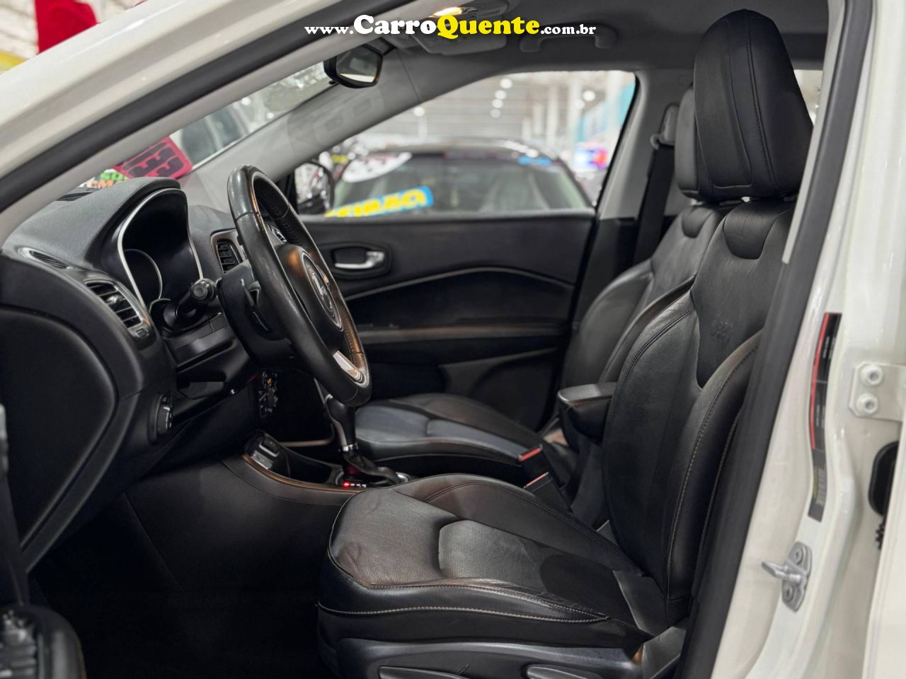 JEEP COMPASS 2.0 16V LONGITUDE 2018 - Loja