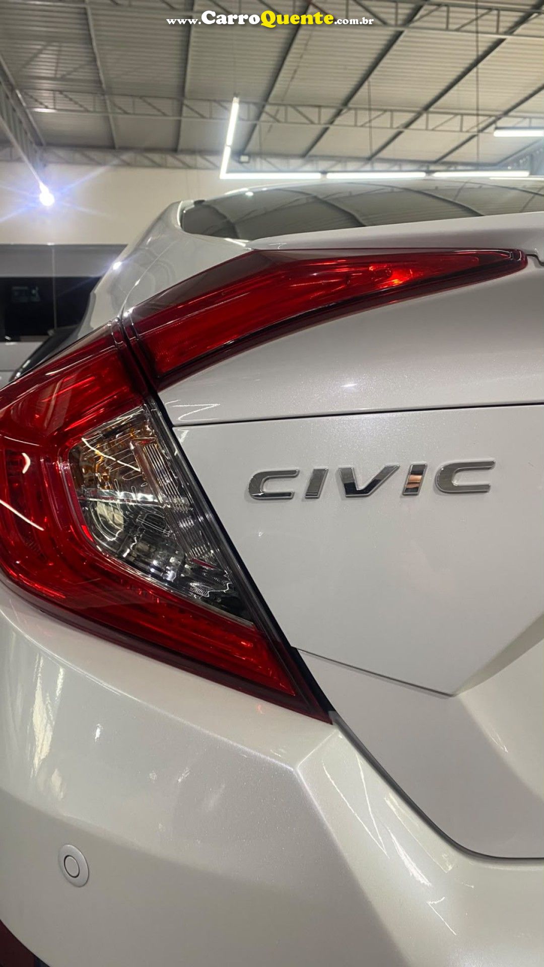 HONDA   CIVIC SEDAN TOURING 1.5 TURBO 16V AUT.4P   BRANCO 2017 1.5 GASOLINA - Loja