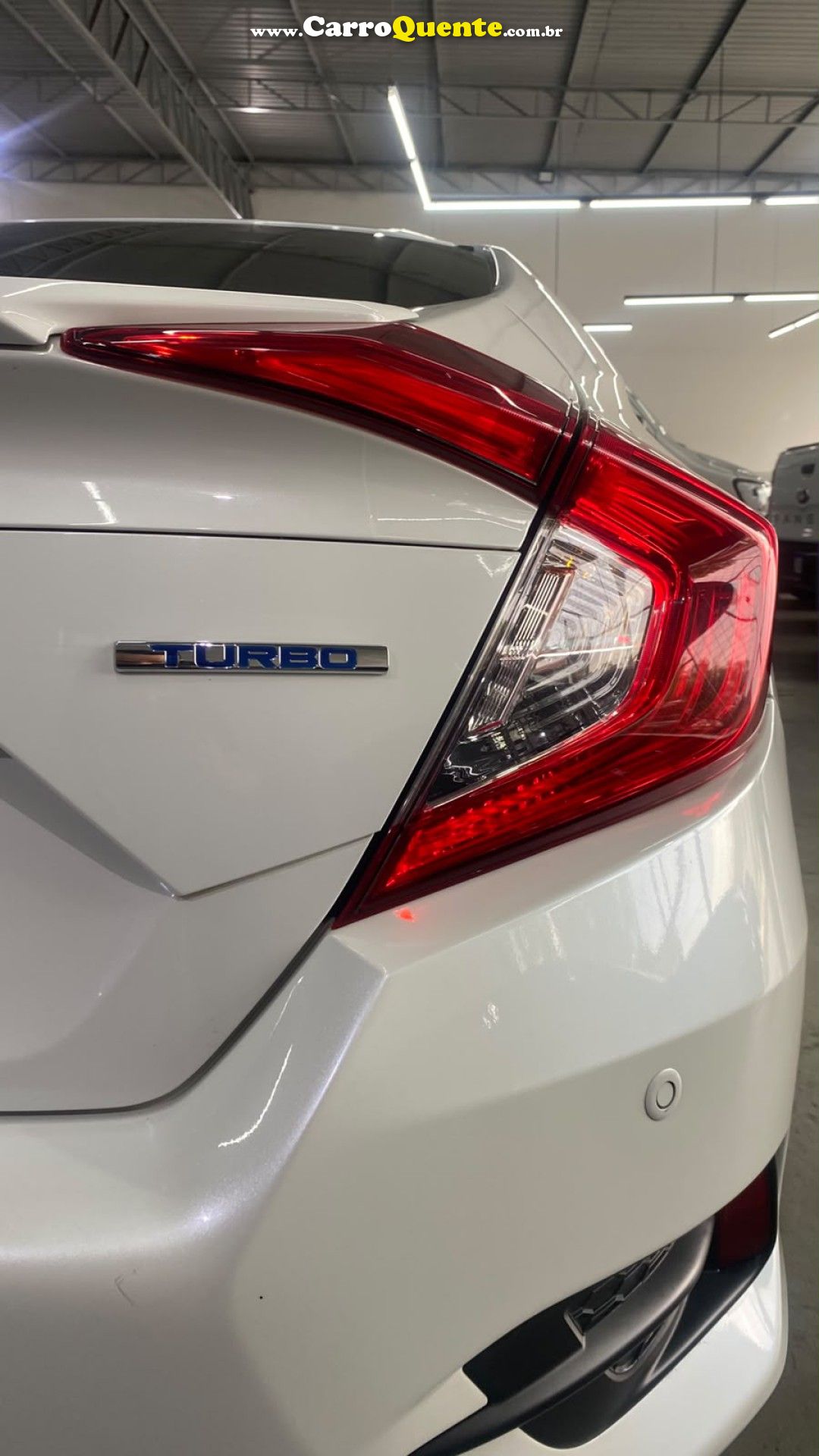 HONDA   CIVIC SEDAN TOURING 1.5 TURBO 16V AUT.4P   BRANCO 2017 1.5 GASOLINA - Loja