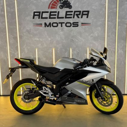 YAMAHA    R15   PRATA 2024 150 GASOLINA