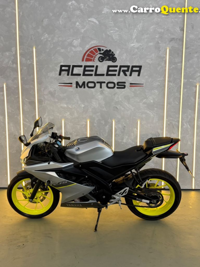 YAMAHA    R15   PRATA 2024 150 GASOLINA - Loja