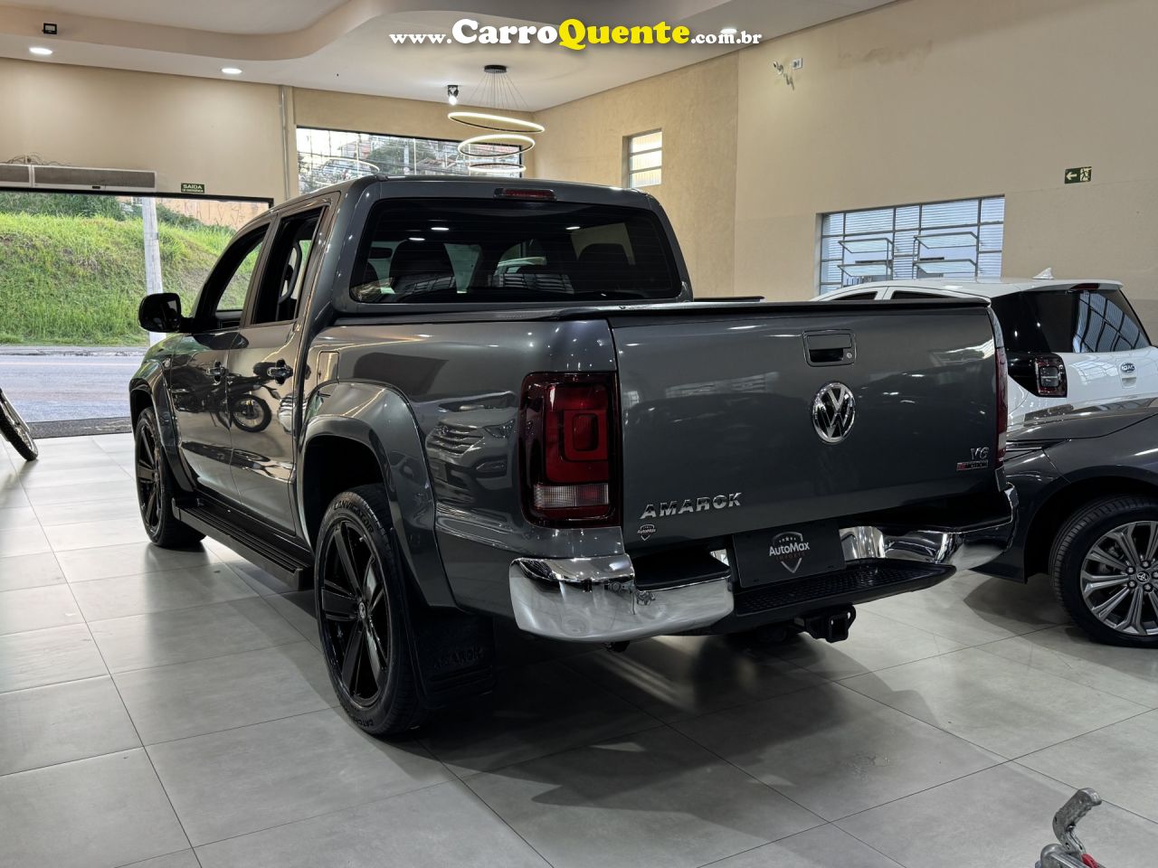 VOLKSWAGEN   AMAROK HIGHLINE CD 3.0 4X4 TB DIES. AUT.   CINZA 2019 3.0 DIESEL - Loja