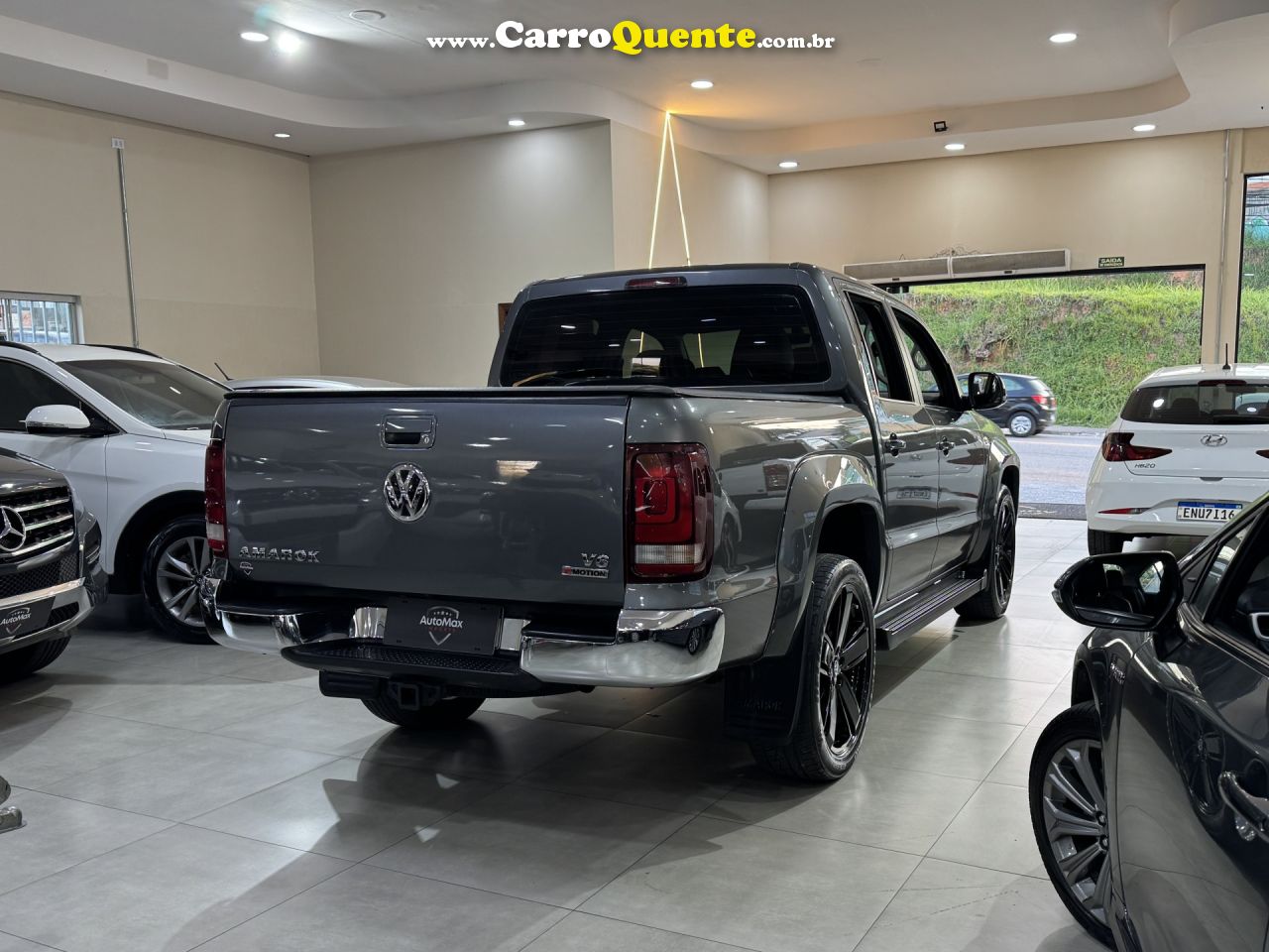 VOLKSWAGEN   AMAROK HIGHLINE CD 3.0 4X4 TB DIES. AUT.   CINZA 2019 3.0 DIESEL - Loja