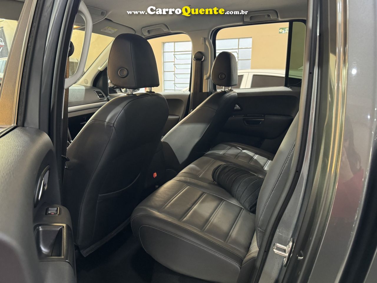VOLKSWAGEN   AMAROK HIGHLINE CD 3.0 4X4 TB DIES. AUT.   CINZA 2019 3.0 DIESEL - Loja