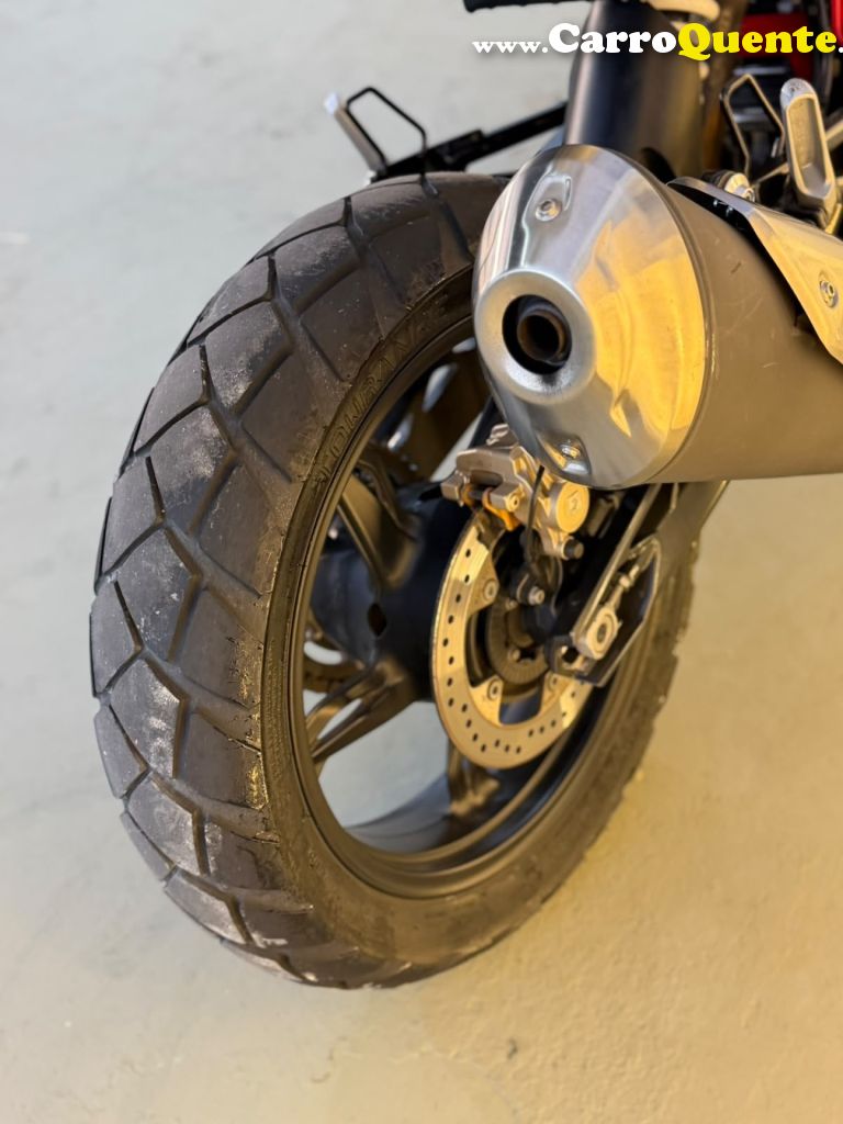 BMW   BMW G310 GS    AZUL 2023 310 GASOLINA - Loja