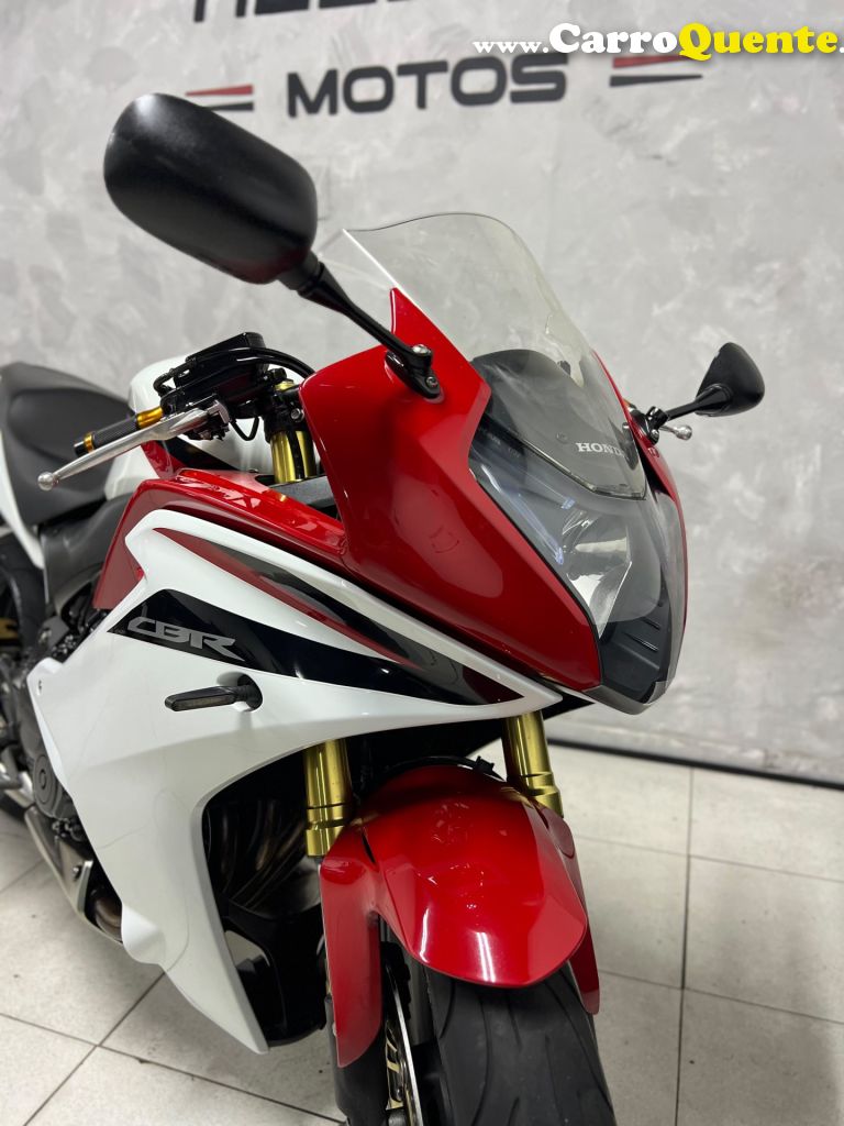 HONDA   CBR 600 F   BRANCO 2012 600 GASOLINA - Loja