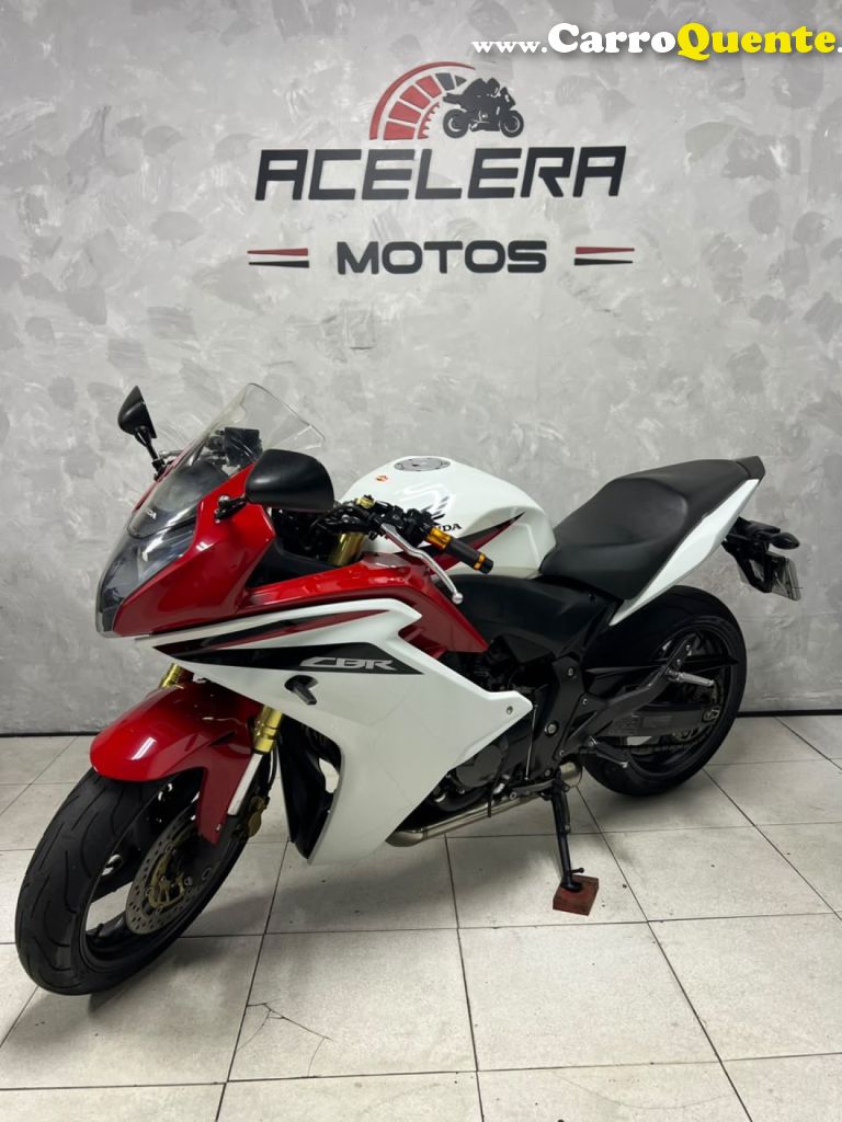 HONDA   CBR 600 F   BRANCO 2012 600 GASOLINA - Loja