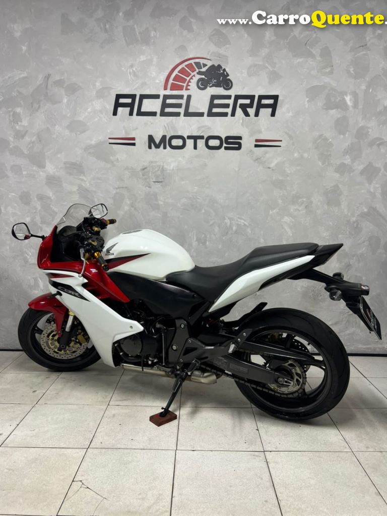 HONDA   CBR 600 F   BRANCO 2012 600 GASOLINA - Loja