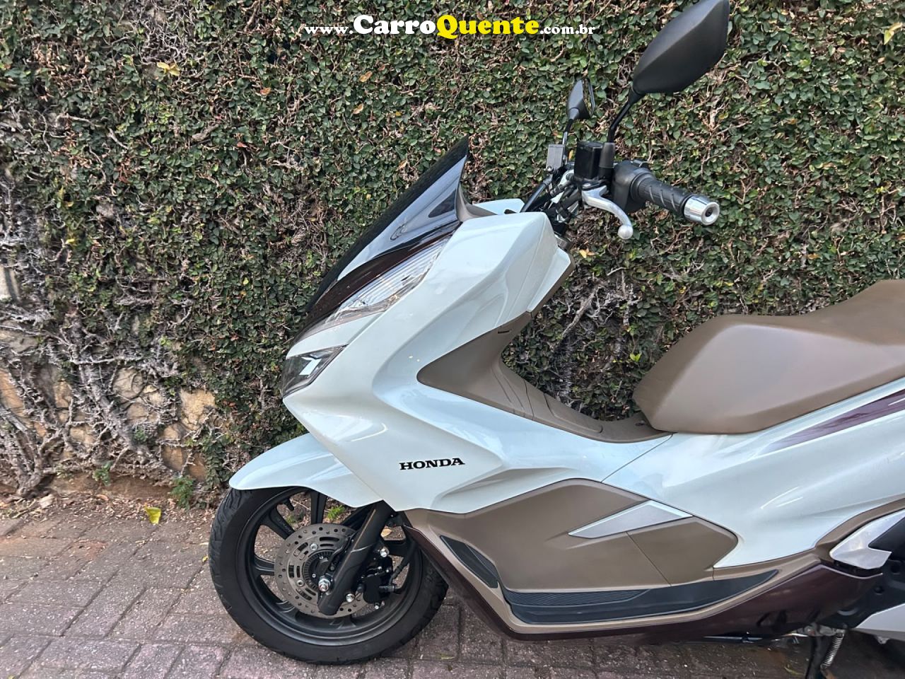HONDA   DLX ABS   BRANCO 2021 150 GASOLINA - Loja