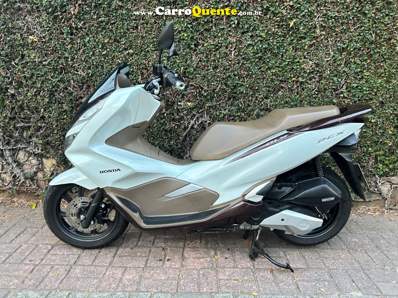 HONDA   DLX ABS   BRANCO 2021 150 GASOLINA - Loja