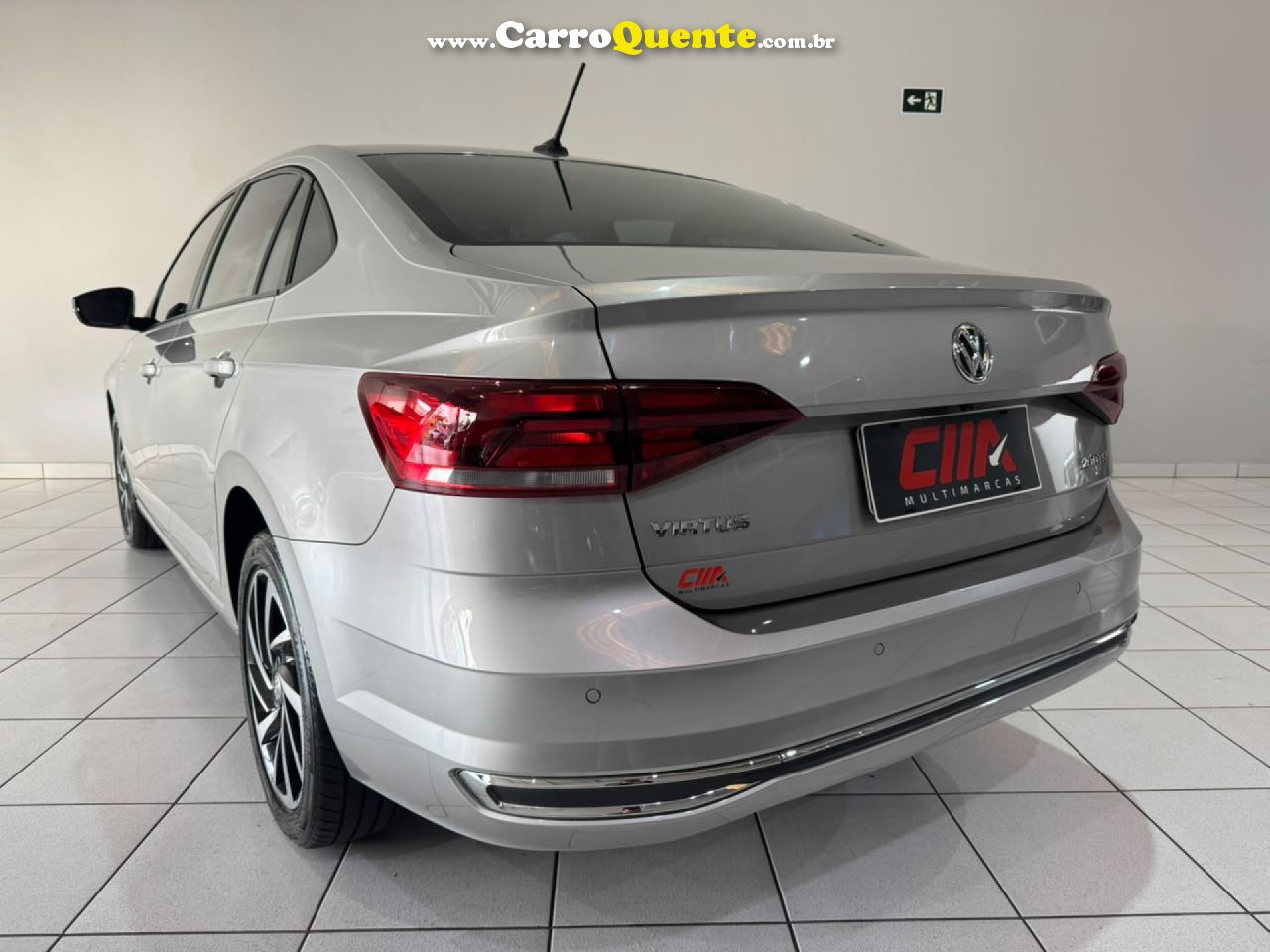 VOLKSWAGEN   VIRTUS HIGHLINE 200 TSI 1.0 FLEX 12V AUT   PRATA 2021 1.0 FLEX - Loja