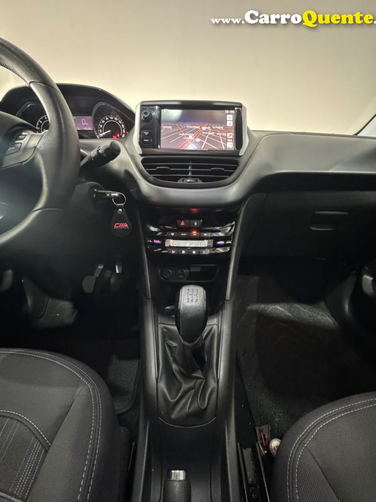 PEUGEOT   208 GRIFFE 1.6 FLEX 16V 5P MEC.   PRATA 2014 1.6 FLEX - Loja