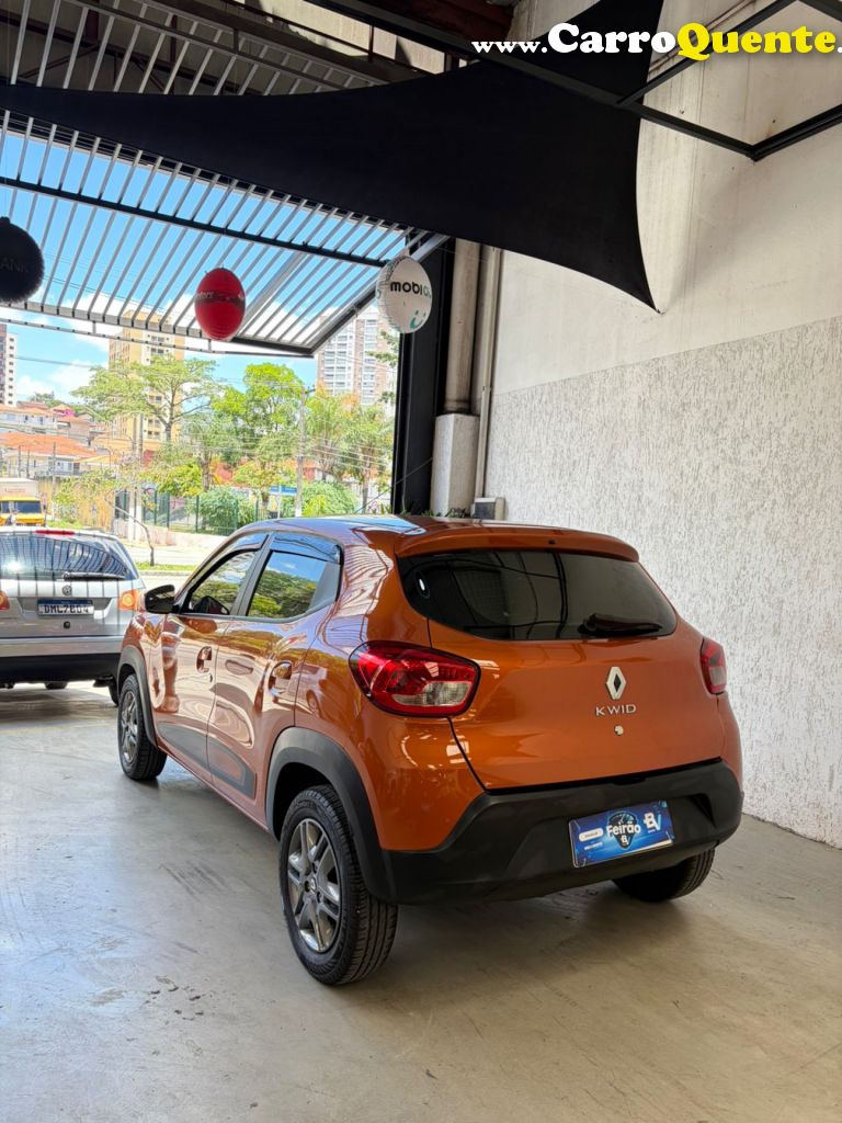 RENAULT   KWID INTENSE 1.0 FLEX 12V 5P MEC.   LARANJA 2022 1.0 FLEX - Loja