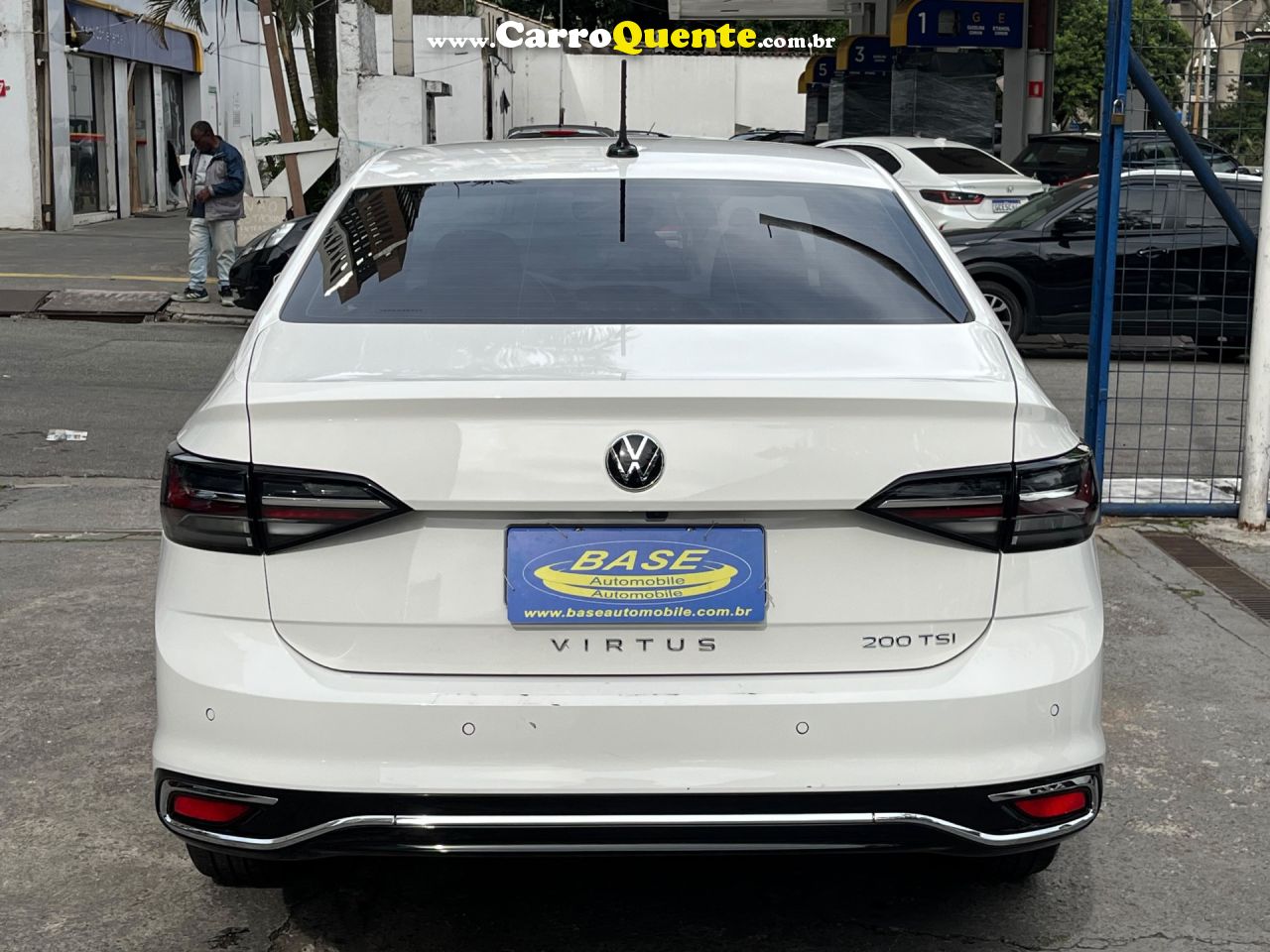 VOLKSWAGEN   VIRTUS HIGHLINE 200 TSI 1.0 FLEX 12V AUT   BRANCO 2025 1.0 T FLEX - Loja
