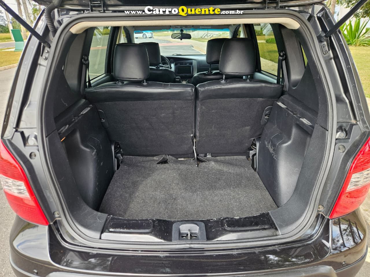 NISSAN   LIVINA X-GEAR SLX-GEAR 1.8 FLEX F. AUT.   PRETO 2014 1.8 FLEX - Loja