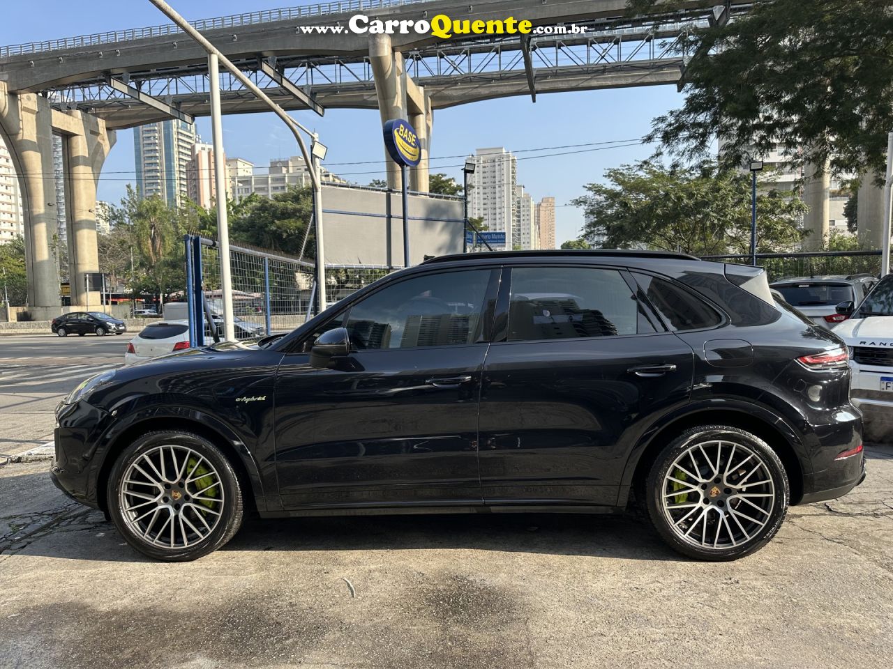 PORSCHE   CAYENNE E-HYBRID 3.0 V6 462CV   PRETO 2020 3.0 V6 GASOLINA E ELÉTRICO - Loja