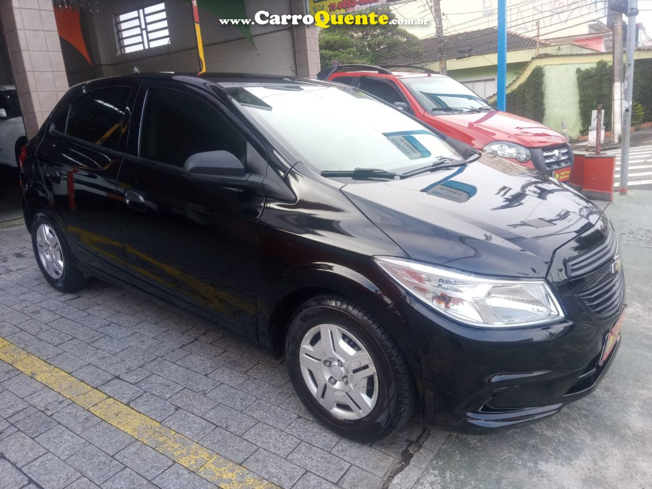 CHEVROLET   ONIX HATCH JOY 1.0 8V FLEX 5P MEC.   PRETO 2017 1.0 FLEX - Loja