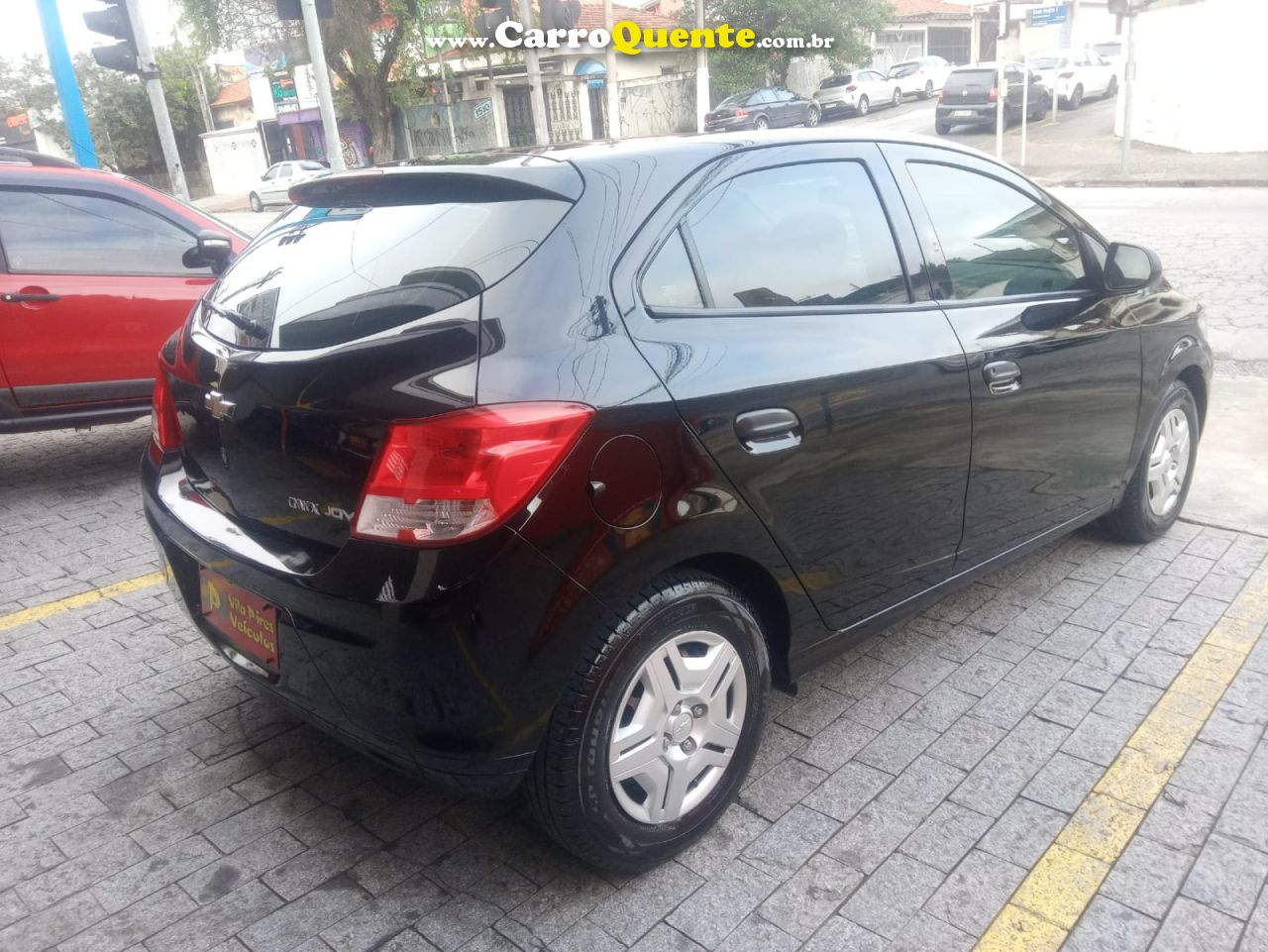 CHEVROLET   ONIX HATCH JOY 1.0 8V FLEX 5P MEC.   PRETO 2017 1.0 FLEX - Loja