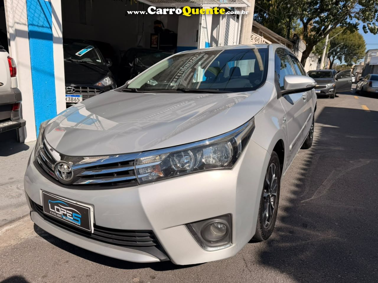 TOYOTA   COROLLA GLI 1.8 FLEX 16V  AUT.   PRATA 2015 1.8 FLEX - Loja