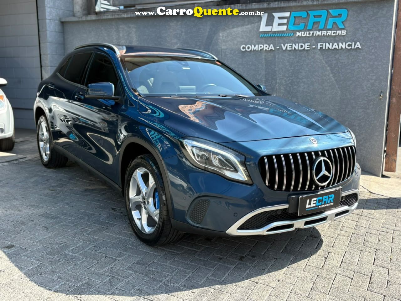 MERCEDES-BENZ   GLA 200 ADVANCE 1.61.6 TB 16V FLEX AUT.   AZUL 2020 1.6 FLEX - Loja