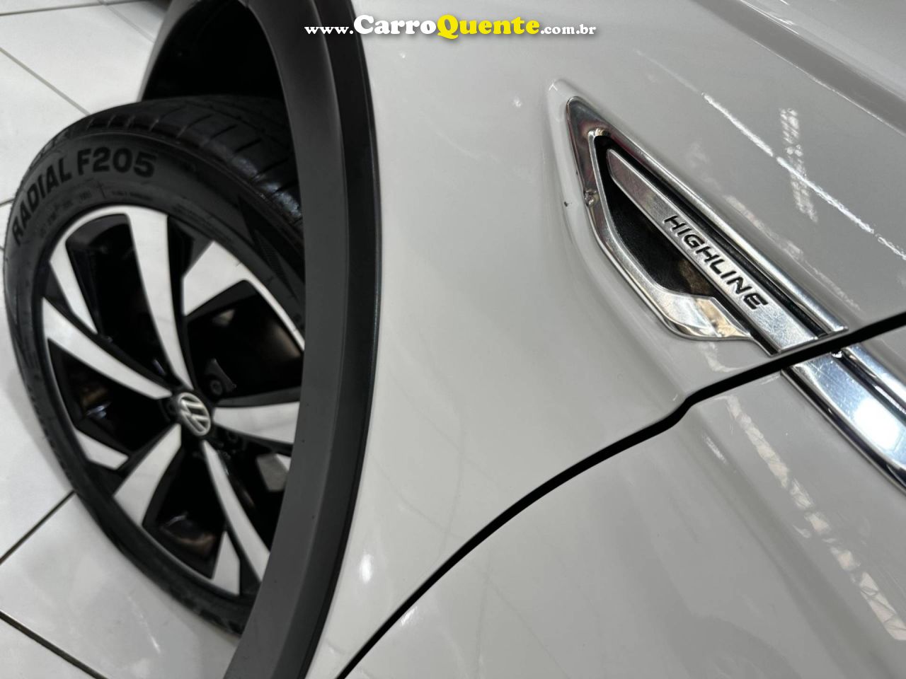 VOLKSWAGEN NIVUS 1.0 200 TSI TOTAL HIGHLINE 2023 - Loja