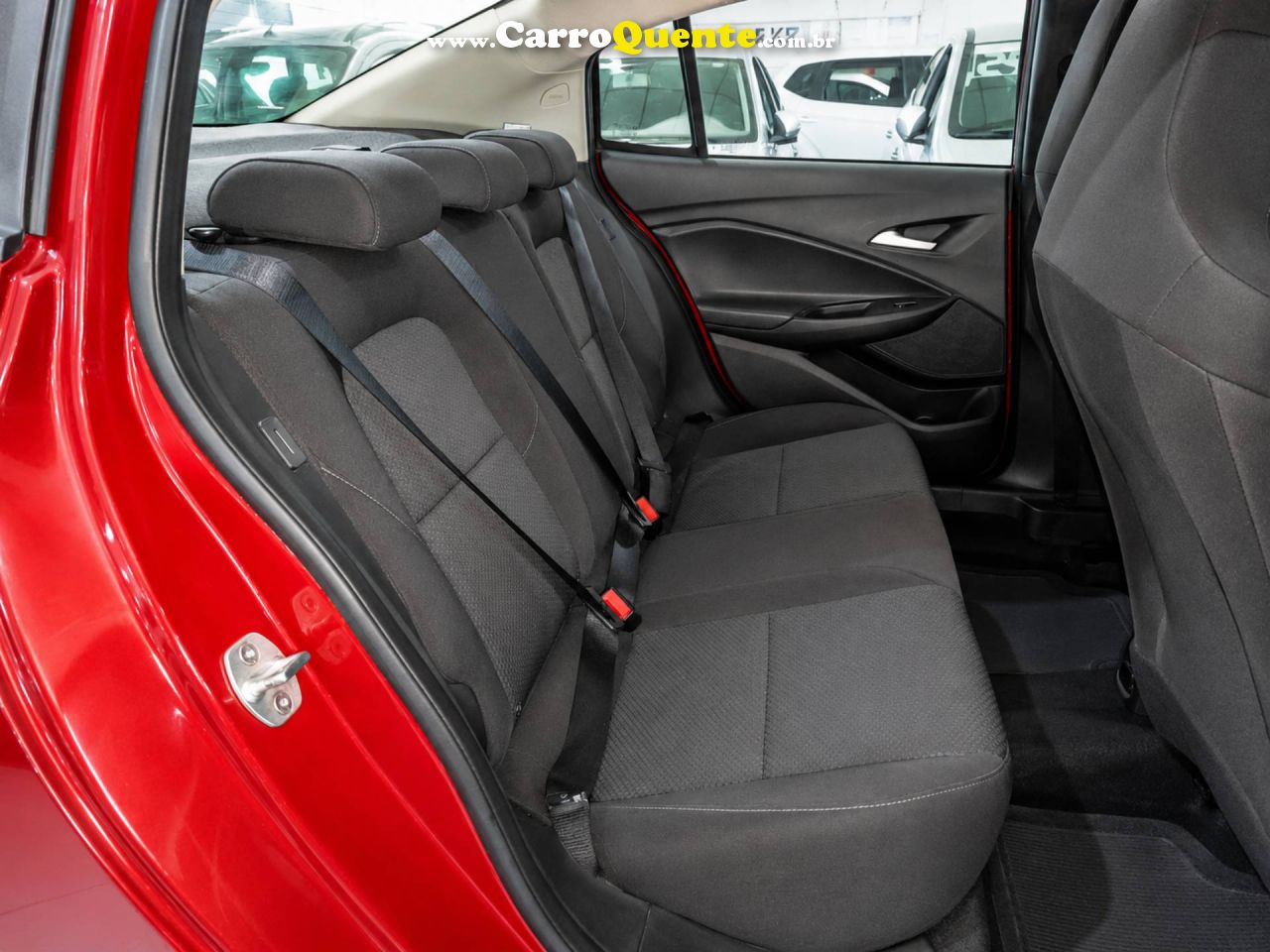 CHEVROLET ONIX 1.0 PLUS LT 2024 - Loja