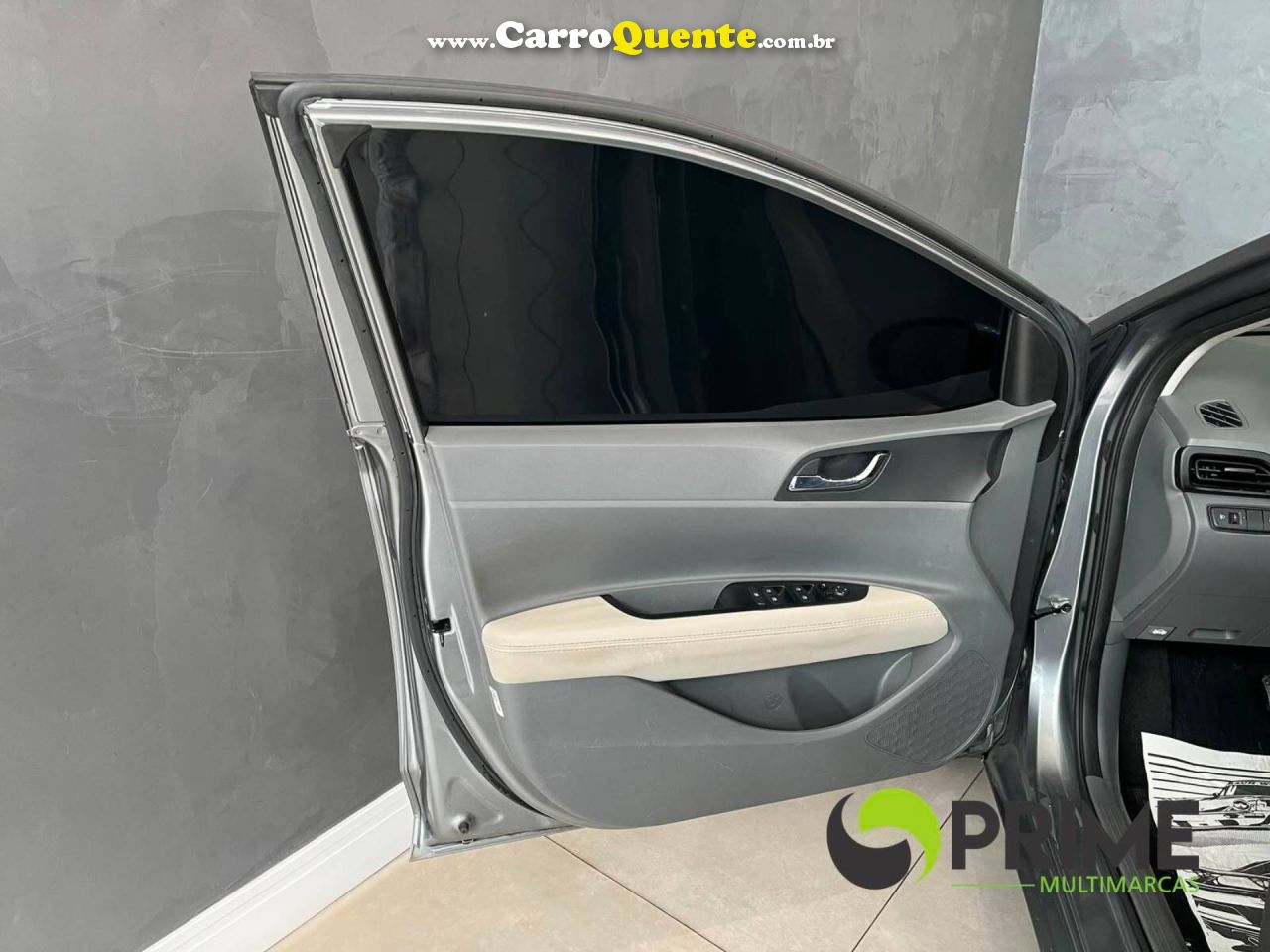 HYUNDAI HB20S 1.0 TGDI PLATINUM PLUS 2024 - Loja