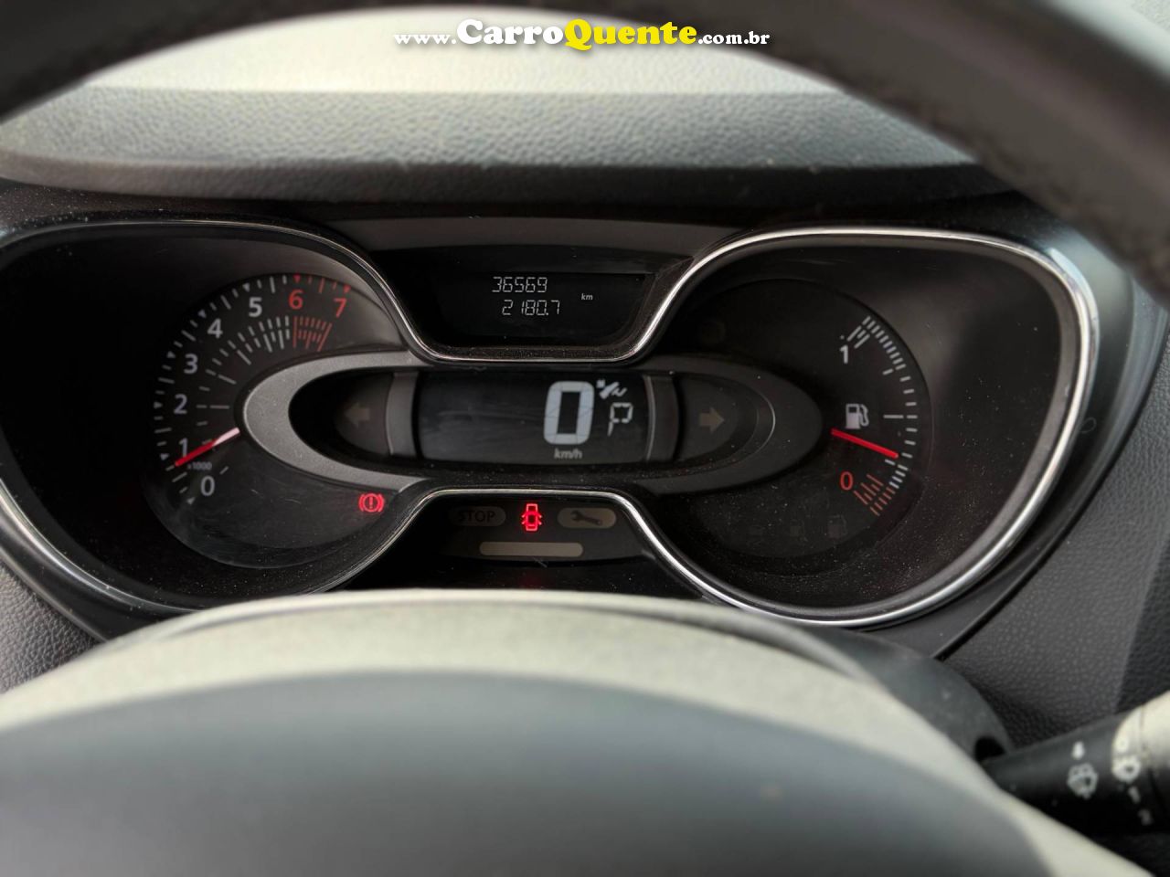 RENAULT CAPTUR 1.6 16V SCE ZEN 2018 - Loja