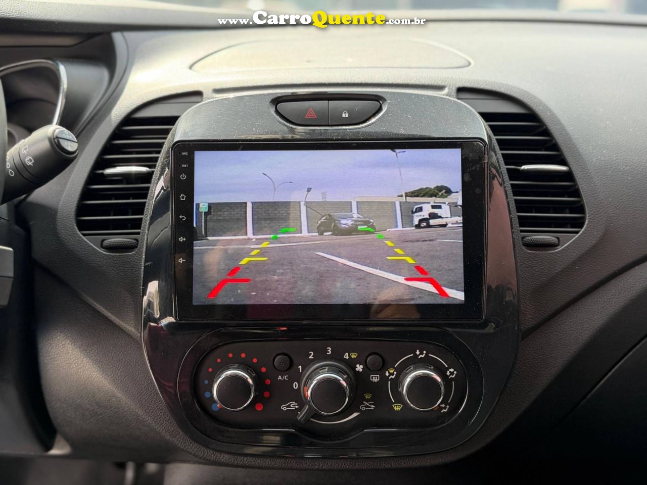 RENAULT CAPTUR 1.6 16V SCE ZEN 2018 - Loja