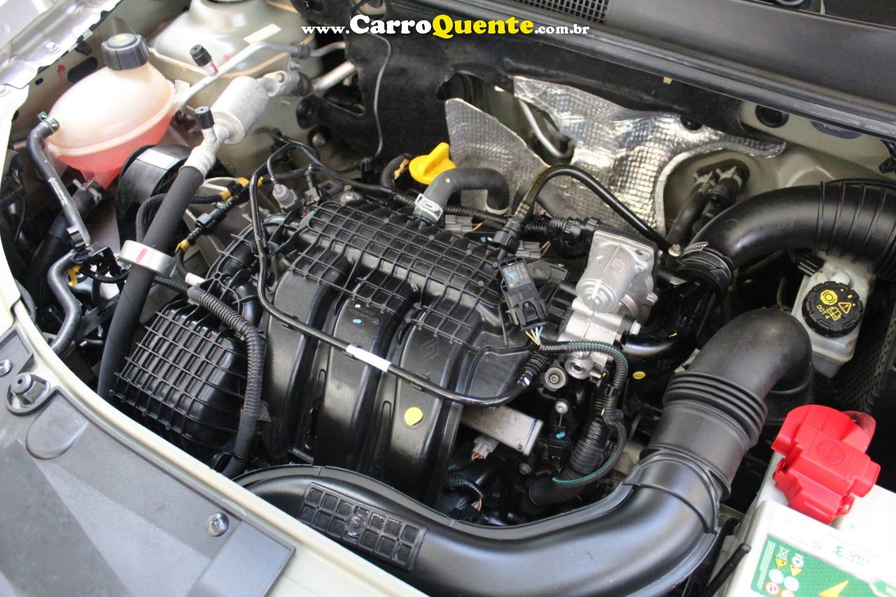 RENAULT LOGAN 1.0 12V SCE ZEN 2021 - Loja