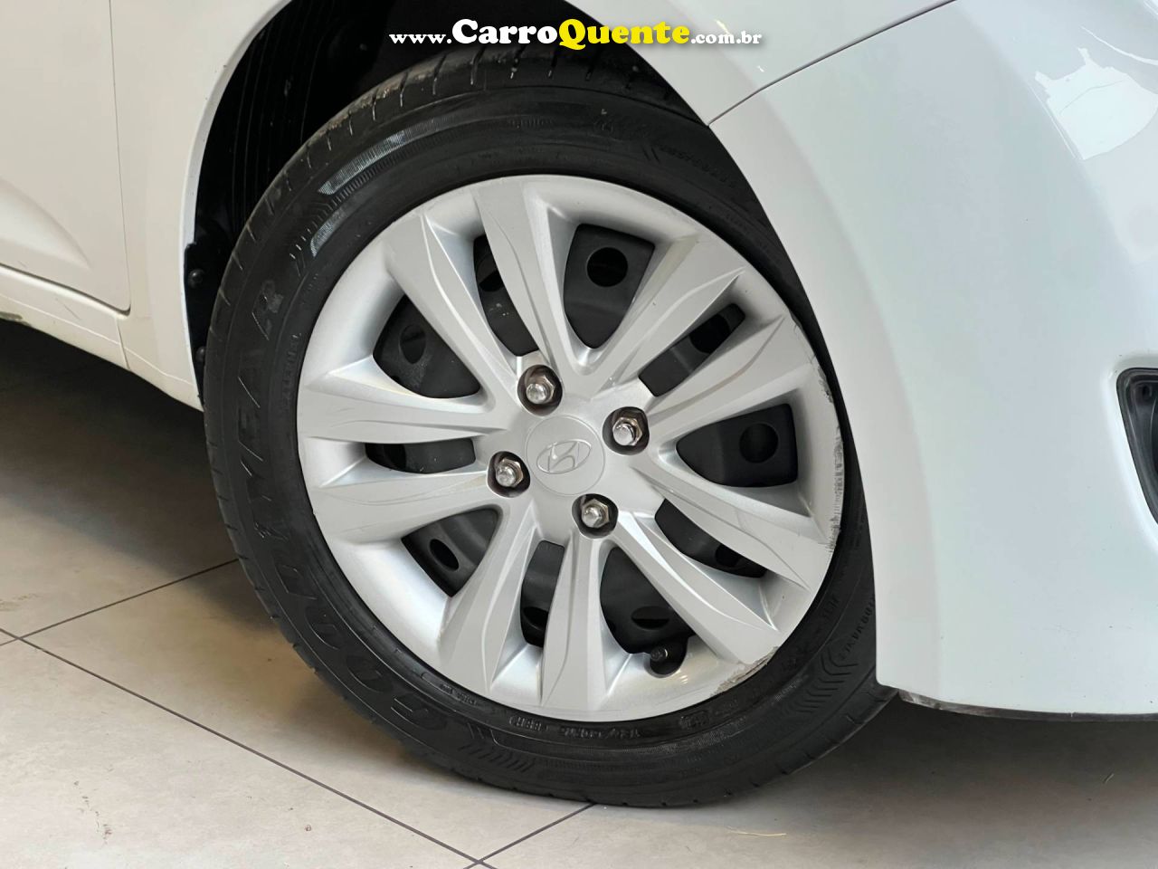 HYUNDAI HB20 1.0 COMFORT 12V 2017 - Loja