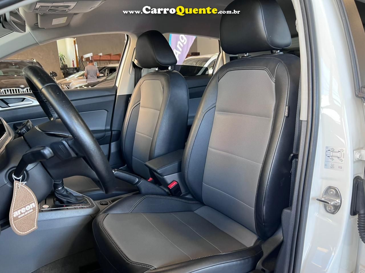 VOLKSWAGEN POLO 2019 - Loja