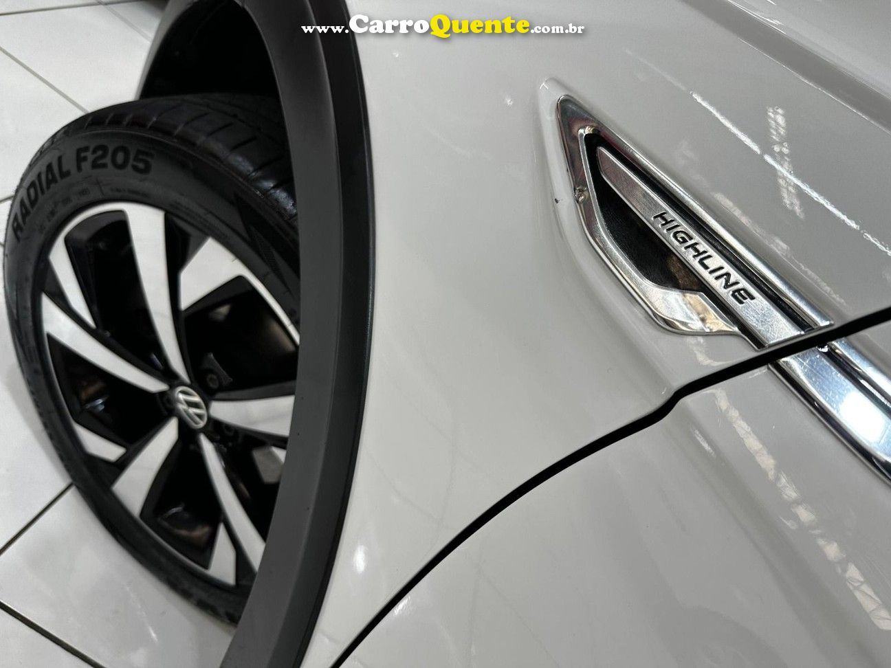 VOLKSWAGEN NIVUS 1.0 200 TSI TOTAL HIGHLINE 2023 - Loja