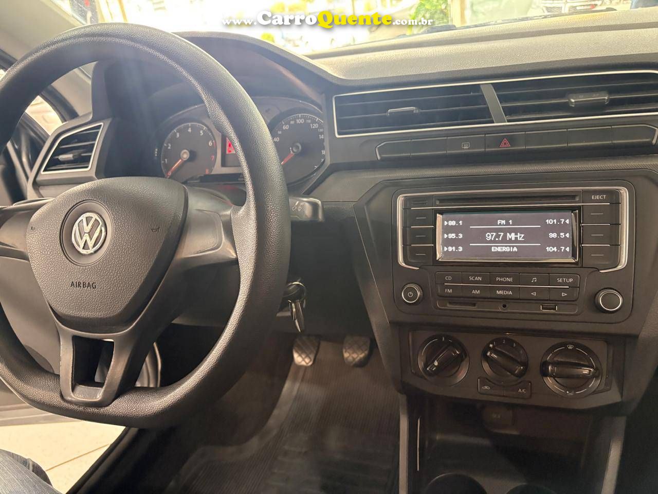 VOLKSWAGEN VOYAGE 1.0 12V MPI TOTALFLEX 2023 - Loja