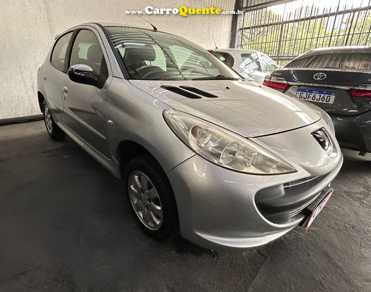PEUGEOT   207 XR 1.4 FLEX 8V 5P   PRATA 2011 1.4 FLEX - Loja