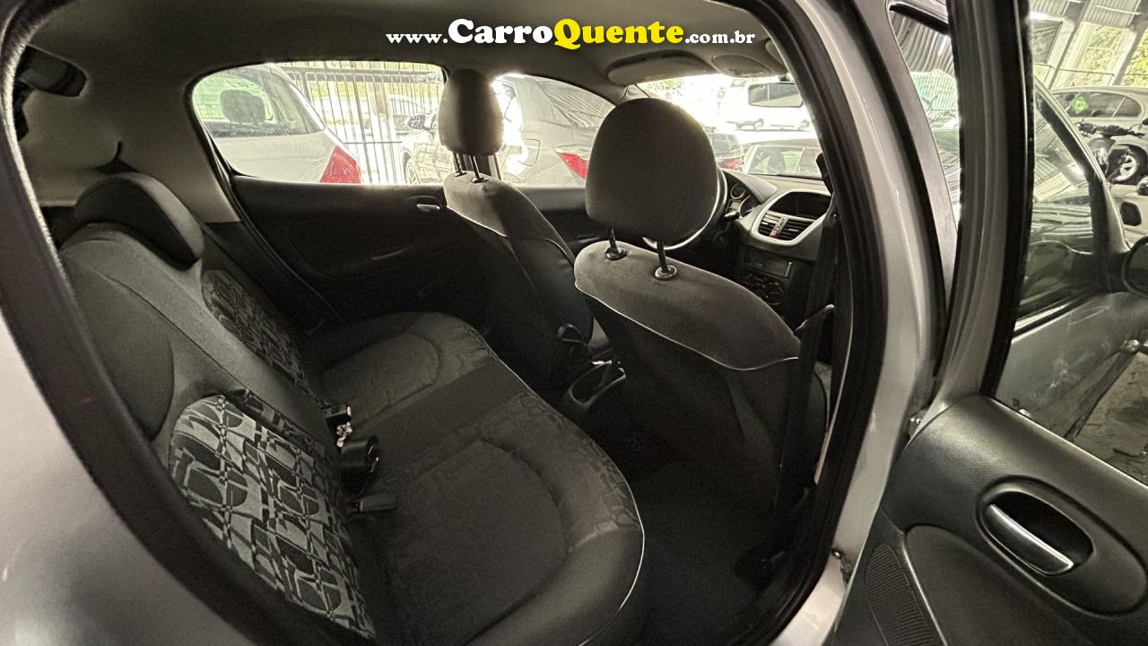 PEUGEOT   207 XR 1.4 FLEX 8V 5P   PRATA 2011 1.4 FLEX - Loja