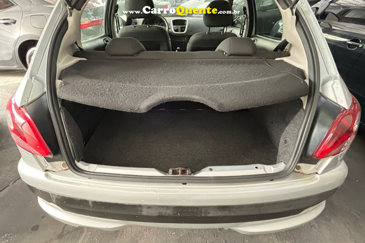 PEUGEOT   207 XR 1.4 FLEX 8V 5P   PRATA 2011 1.4 FLEX - Loja